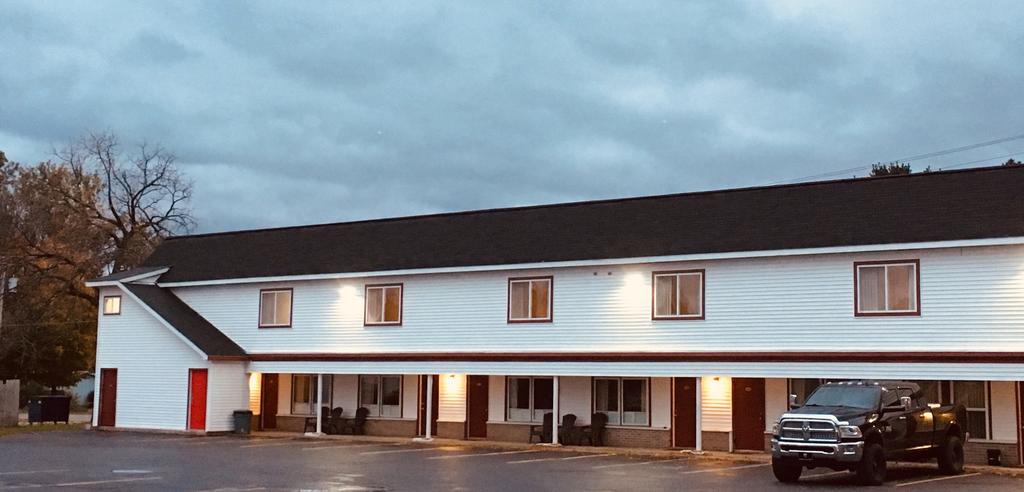 About North Country American Inn